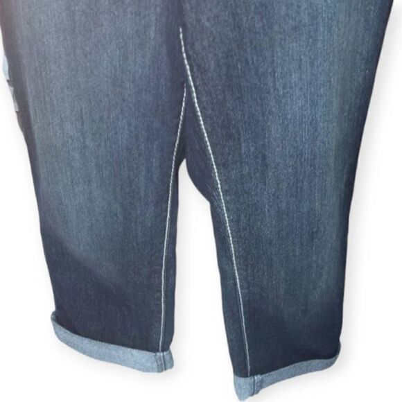 NINE WEST JEANS CUFFED REGULAR SZ.10 EUC - Picture 3 of 10